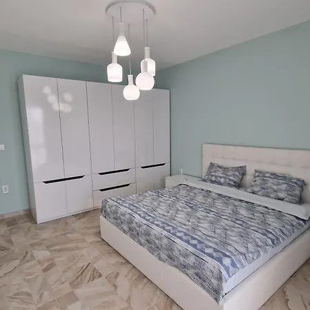 Panoramic Penthouse * וארנה