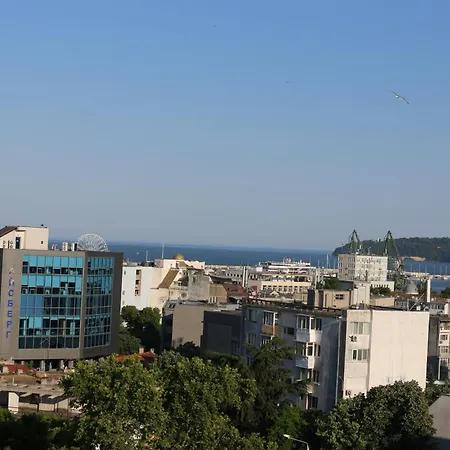 Panoramic Penthouse * וארנה